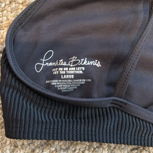 Frankie’s bikini - M/L - Picture 5 of 7
